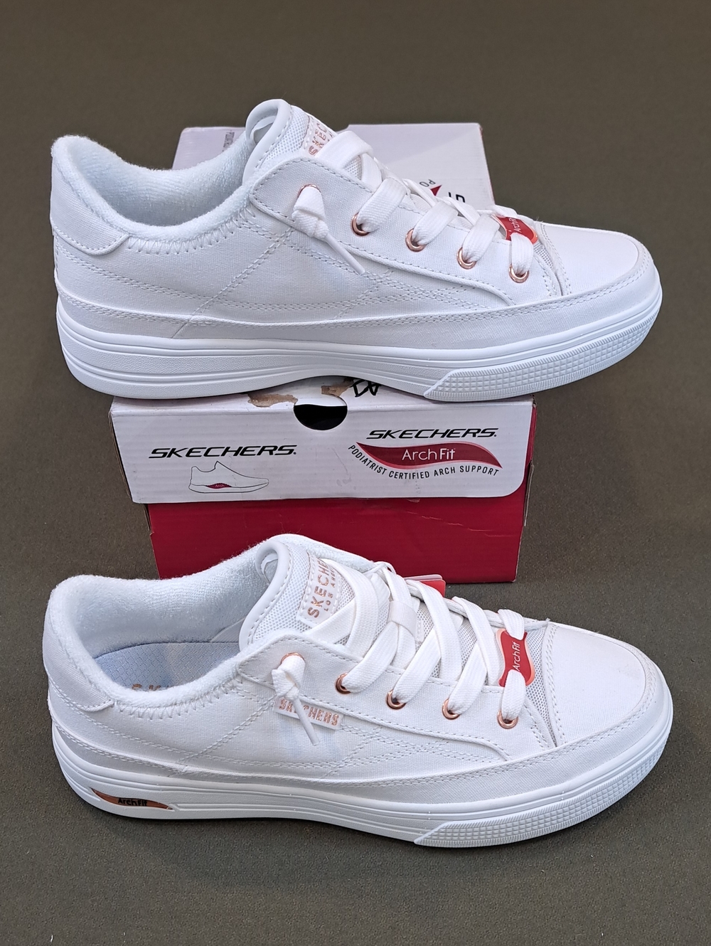 Skechers White Sneakers with Light Pink Accents (WIDE)